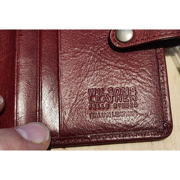 Wilsons Leather Pelle Studio Wallet – Italian Leather, Maroon, Snap Closure - Picture 4 of 5